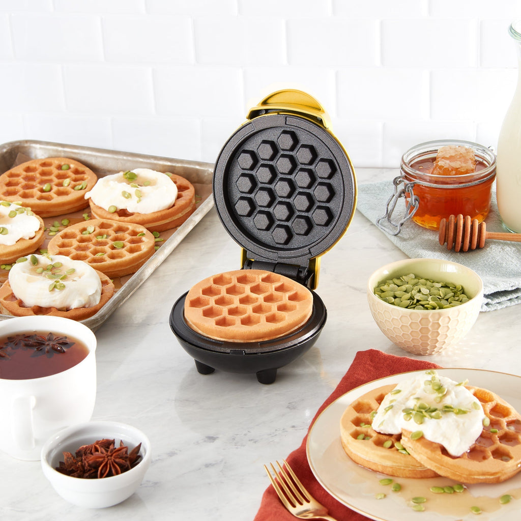 Honeycomb Mini Waffle Maker Q8
