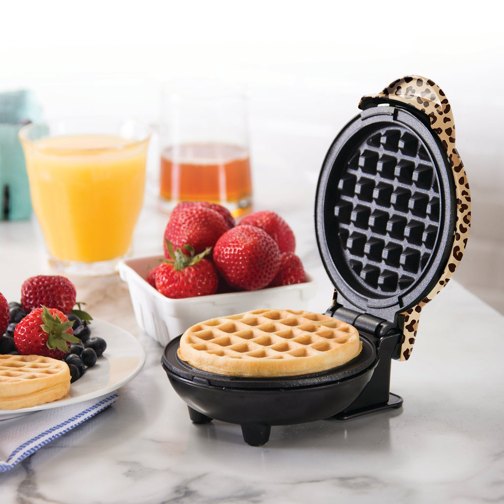 Mini Waffle Maker with Leopard Print D4