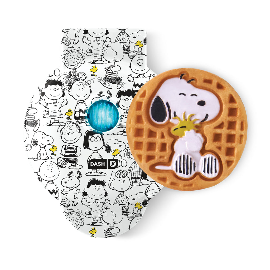 Peanuts x 75th Anniversary Mini Waffle Maker I4