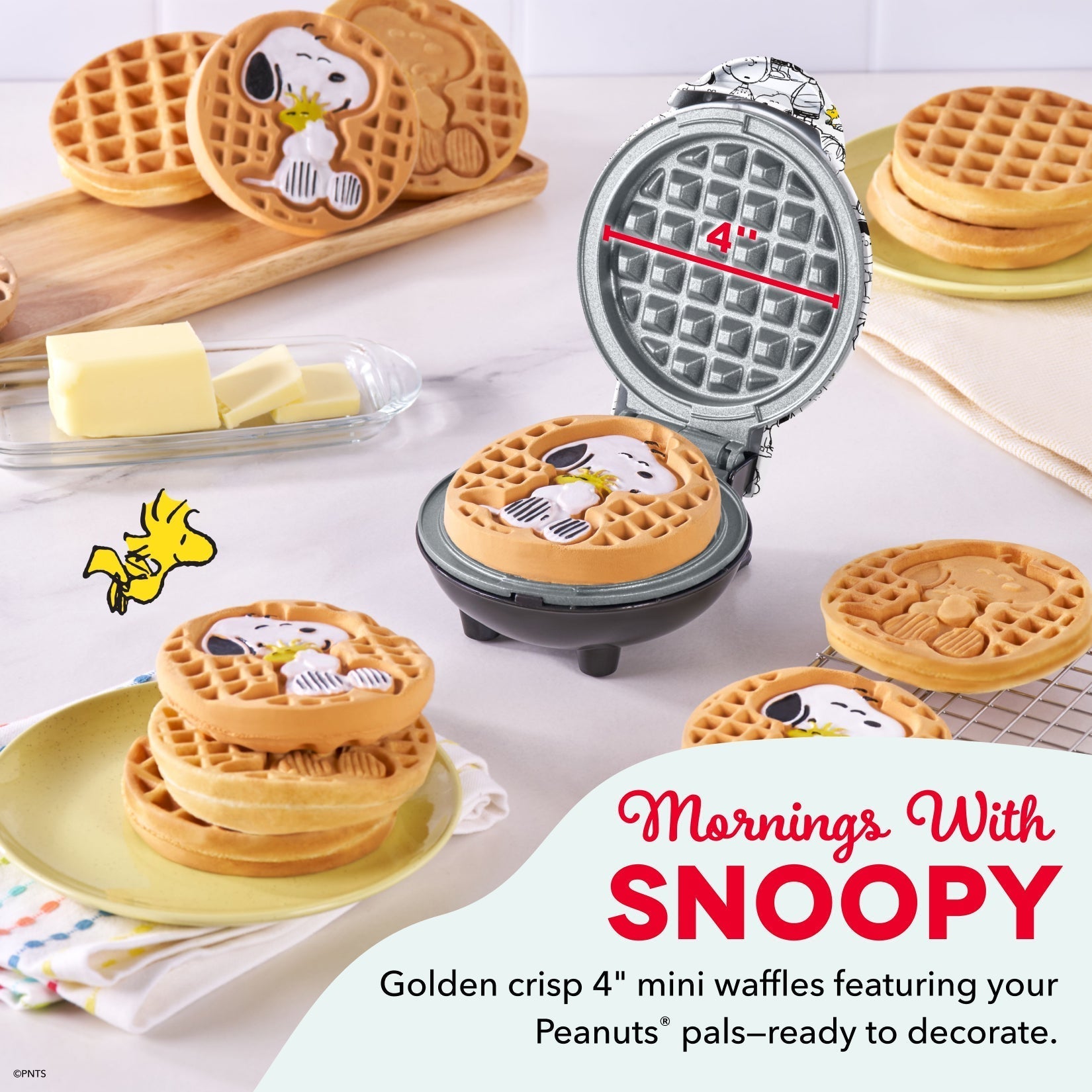 Peanuts x 75th Anniversary Mini Waffle Maker I4