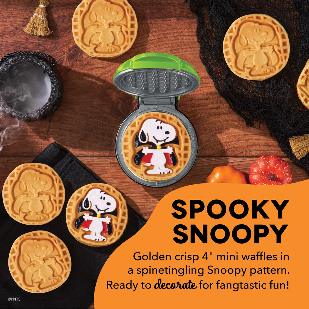 Peanuts x Snoopy Vampire Mini Waffle Maker V1